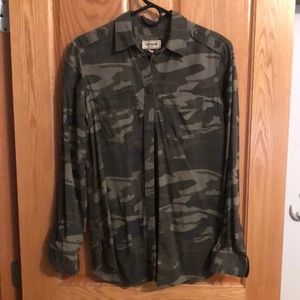 Camo button down long sleeve